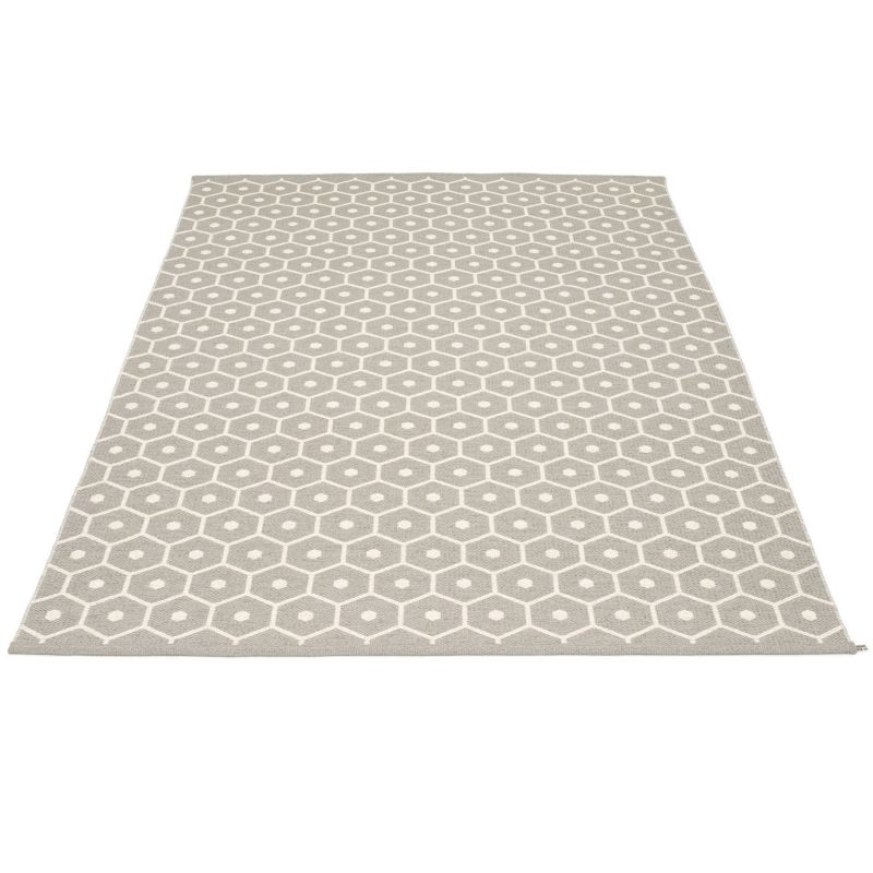 Honey Plastic Carpet 180x260 cm Pappelina